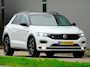 Volkswagen T-Roc 1.5 TSI R-LINE Sport AUT | LED | Alcantara | R LINE |