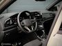 Volkswagen T-Roc 1.5 TSI R-Line|Pano|Beats|Black-Style|IQ Lights|Trekhaak|Camera|Stoelvwr|
