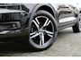 Volvo XC40 T2 130PK Automaat Business Pro | Trekhaak | Pilot-Assist | Keyless | BLIS | PDC Achter | DAB-Audio |