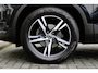 Volvo XC40 T2 130PK Automaat Business Pro | Trekhaak | Pilot-Assist | Keyless | BLIS | PDC Achter | DAB-Audio |