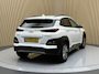 Hyundai Kona Electric EV Limited 64 kWh 3- Fase SOH 93,7% | Warmtepomp | Camera | Navigatie | Head-Up Display | Leer | Led