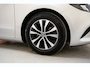 Mercedes-Benz B-klasse 180 Luxury Aut. [ LED Half-leder Stoelverwarming Widescreen ]