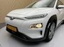 Hyundai Kona Electric EV Fashion 64 kWh 3- Fase SOH 92,4% | Warmtepomp | Camera | Navigatie | Head-Up Display