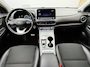 Hyundai Kona Electric EV Fashion 64 kWh 3- Fase SOH 92,4% | Warmtepomp | Camera | Navigatie | Head-Up Display