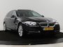 BMW 5-Serie Touring 530d High Executive | Handel/Export | Panorama dak | Lederen bekleding | Navigatie | Trekhaak | Stoelverwarming | Stuurwielverwarming | Head-up display | Elektrische achterklep