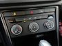 Volkswagen T-Roc 1.5 TSI 150PK DSG BUSINESS CARPLAY/NAVI/PDC