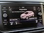 Volkswagen T-Roc 1.5 TSI 150PK DSG BUSINESS CARPLAY/NAVI/PDC