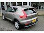 Volvo XC40 T2 130PK Automaat Momentum Business | Schuif/kanteldak | H&K Audio | Pilot-Assist | Keyless | PDC Voor + Achter |