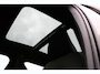 Volvo XC40 T2 130PK Automaat Momentum Business | Schuif/kanteldak | H&K Audio | Pilot-Assist | Keyless | PDC Voor + Achter |
