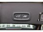 Volvo XC40 T2 130PK Automaat Momentum Business | Schuif/kanteldak | H&K Audio | Pilot-Assist | Keyless | PDC Voor + Achter |