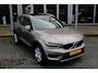 Volvo XC40 T2 130PK Automaat Momentum Business | Schuif/kanteldak | H&K Audio | Pilot-Assist | Keyless | PDC Voor + Achter |