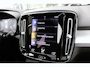 Volvo XC40 T2 130PK Automaat Momentum Business | Schuif/kanteldak | H&K Audio | Pilot-Assist | Keyless | PDC Voor + Achter |