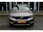 Volvo XC40 T2 130PK Automaat Momentum Business | Schuif/kanteldak | H&K Audio | Pilot-Assist | Keyless | PDC Voor + Achter |