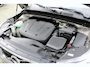 Volvo XC40 T2 130PK Automaat Momentum Business | Schuif/kanteldak | H&K Audio | Pilot-Assist | Keyless | PDC Voor + Achter |
