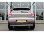 Volvo XC40 T2 130PK Automaat Momentum Business | Schuif/kanteldak | H&K Audio | Pilot-Assist | Keyless | PDC Voor + Achter |