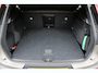 Volvo XC40 T2 130PK Automaat Momentum Business | Schuif/kanteldak | H&K Audio | Pilot-Assist | Keyless | PDC Voor + Achter |