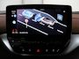 Volkswagen ID.4 Pro 77 kWh | SOH 91,7 % | Trekhaak | Apple Carplay | Adaptieve cruise controle | Stoelverwarming | Stuurwielverwarming | PDC Voor en achter