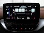Volkswagen ID.4 Pro 77 kWh | SOH 91,7 % | Trekhaak | Apple Carplay | Adaptieve cruise controle | Stoelverwarming | Stuurwielverwarming | PDC Voor en achter