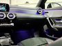 Mercedes-Benz CLA 200 AMG | Pano | Dodehoek | Beam | Stoelverwarming | Sfeer | Night | 18" | NAP | Camera | Leer/Alcantara | Verkeerslichtweergave+ | Widescreen | DYNAMIC