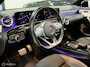Mercedes-Benz CLA 200 AMG | Pano | Dodehoek | Beam | Stoelverwarming | Sfeer | Night | 18" | NAP | Camera | Leer/Alcantara | Verkeerslichtweergave+ | Widescreen | DYNAMIC