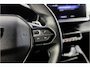 Peugeot 208 1.2 Hybrid 110 e-DCS6 Allure Black Pack Automaat | APPLE CARPLAY, ZWARTE ACCENTEN, GROOT NAVIGATIE, DIGITAL COCKPIT, CRUISE CONTROL, LED KOPLAMPEN, HALF LEDER, PARKEERSENSOREN, GETINT GLAS, LICHTMETALEN VELGEN, NIEUW |