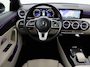 Mercedes-Benz CLA Shooting Brake 200 Luxury Line | Panoramadak | Lederen bekleding | Navigatie | Trekhaak | Achteruitrij camera | Stoelverwarming |