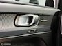 Volvo XC40 2.0 B4 Ultimate Dark | Trekhaak | Blis | Adapt. Cruise | Harman Kardon | Memory stoelen |
