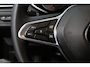 Renault Clio 1.0 TCe Intens/ LED koplampen/ 16'' LMV/ Lane-Assist./ Apple + Android/ Navi/ Airco/ Cruise/ Elek. pakket/ Isoifx/ Bluetooth/ Multi. LEDER. Stuur/ Chroom/ PDC.
