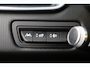 Renault Clio 1.0 TCe Intens/ LED koplampen/ 16'' LMV/ Lane-Assist./ Apple + Android/ Navi/ Airco/ Cruise/ Elek. pakket/ Isoifx/ Bluetooth/ Multi. LEDER. Stuur/ Chroom/ PDC.