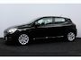 Renault Clio 1.0 TCe Intens/ LED koplampen/ 16'' LMV/ Lane-Assist./ Apple + Android/ Navi/ Airco/ Cruise/ Elek. pakket/ Isoifx/ Bluetooth/ Multi. LEDER. Stuur/ Chroom/ PDC.