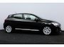 Renault Clio 1.0 TCe Intens/ LED koplampen/ 16'' LMV/ Lane-Assist./ Apple + Android/ Navi/ Airco/ Cruise/ Elek. pakket/ Isoifx/ Bluetooth/ Multi. LEDER. Stuur/ Chroom/ PDC.