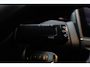 Renault Clio 1.0 TCe Intens/ LED koplampen/ 16'' LMV/ Lane-Assist./ Apple + Android/ Navi/ Airco/ Cruise/ Elek. pakket/ Isoifx/ Bluetooth/ Multi. LEDER. Stuur/ Chroom/ PDC.
