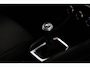 Renault Clio 1.0 TCe Intens/ LED koplampen/ 16'' LMV/ Lane-Assist./ Apple + Android/ Navi/ Airco/ Cruise/ Elek. pakket/ Isoifx/ Bluetooth/ Multi. LEDER. Stuur/ Chroom/ PDC.