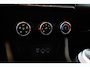 Renault Clio 1.0 TCe Intens/ LED koplampen/ 16'' LMV/ Lane-Assist./ Apple + Android/ Navi/ Airco/ Cruise/ Elek. pakket/ Isoifx/ Bluetooth/ Multi. LEDER. Stuur/ Chroom/ PDC.