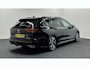 Volkswagen Golf Variant 1.5 eTSI R-Line TREKHAAK CARPLAY NAVI ADAPTIVE CRUISE.