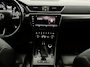 Skoda Superb Combi 1.4 TSI ACT Sportline Business Leder, Parkeersensoren, Navi, Keyless start, Elektrische achterklep, Cruise control, Memory stoelen, Stoelverwarming
