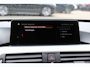 BMW 3-Serie 320i Corporate Lease High Executive / Trekhaak / Schuifdak / Leder / Navigatie / Parkeerhulp V+A / 18'' / Getint glas / Stoelverwarming / Cruise Control