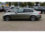 BMW 3-Serie 320i Corporate Lease High Executive / Trekhaak / Schuifdak / Leder / Navigatie / Parkeerhulp V+A / 18'' / Getint glas / Stoelverwarming / Cruise Control