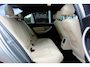BMW 3-Serie 320i Corporate Lease High Executive / Trekhaak / Schuifdak / Leder / Navigatie / Parkeerhulp V+A / 18'' / Getint glas / Stoelverwarming / Cruise Control