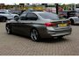 BMW 3-Serie 320i Corporate Lease High Executive / Trekhaak / Schuifdak / Leder / Navigatie / Parkeerhulp V+A / 18'' / Getint glas / Stoelverwarming / Cruise Control