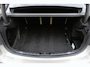 BMW 3-Serie 320i Corporate Lease High Executive / Trekhaak / Schuifdak / Leder / Navigatie / Parkeerhulp V+A / 18'' / Getint glas / Stoelverwarming / Cruise Control