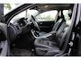 Volvo V70 2.0 T5 Summum / Trekhaak / Leder / Parkeerhulp achter / 17'' / Xenon / Cruise Control