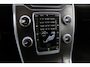 Volvo V70 2.0 T5 Summum / Trekhaak / Leder / Parkeerhulp achter / 17'' / Xenon / Cruise Control