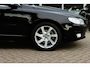 Volvo V70 2.0 T5 Summum / Trekhaak / Leder / Parkeerhulp achter / 17'' / Xenon / Cruise Control