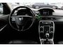 Volvo V70 2.0 T5 Summum / Trekhaak / Leder / Parkeerhulp achter / 17'' / Xenon / Cruise Control