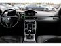 Volvo V70 2.0 T5 Summum / Trekhaak / Leder / Parkeerhulp achter / 17'' / Xenon / Cruise Control