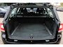 Volvo V70 2.0 T5 Summum / Trekhaak / Leder / Parkeerhulp achter / 17'' / Xenon / Cruise Control