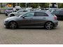 Mercedes-Benz A-klasse 200 Premium Plus / Trekhaak / Panoramadak / Camera / Keyless / 18'' / Leder / CarPlay / Stoelverwarming / Dodehoek / DAB / Cruise Control