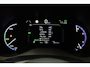 Toyota Yaris Cross 1.5 Hybrid AWD Adventure | Treeplanken | Dodehoek detectie | Head-up display | Apple Carplay / Android Auto | Parkeersensoren voor/achter | Stoelverwarming | 18 inch