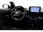 Toyota Yaris Cross 1.5 Hybrid AWD Adventure | Treeplanken | Dodehoek detectie | Head-up display | Apple Carplay / Android Auto | Parkeersensoren voor/achter | Stoelverwarming | 18 inch